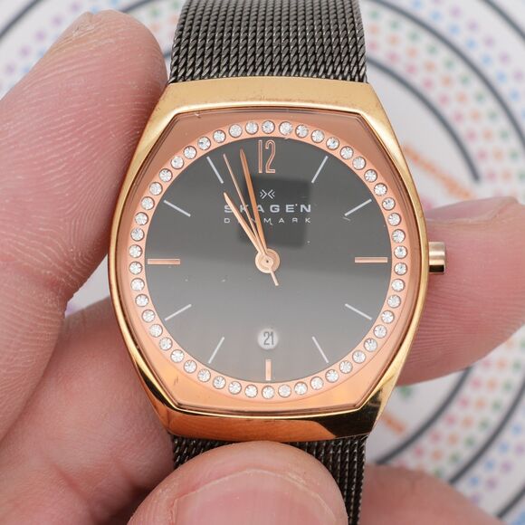 Skagen SKW2113 28mm Rose Gold Tone Quartz Watch Crystal Bezel Working main image 6